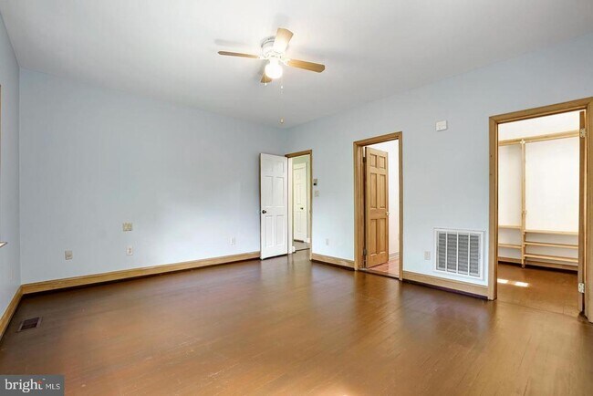 Building Photo - 2310 Cool Spring Rd