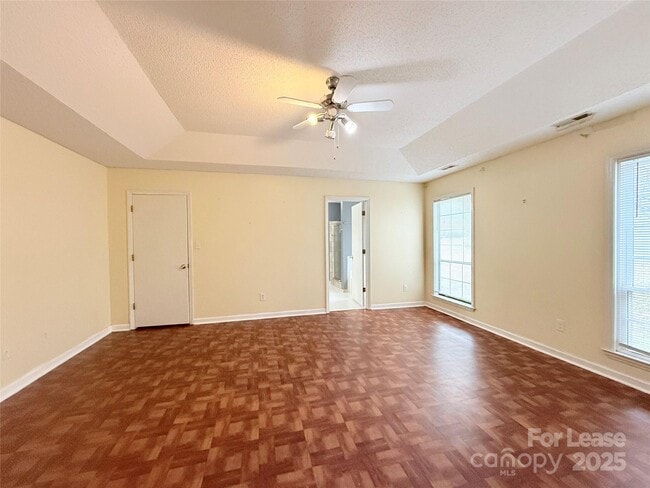 Building Photo - 6924 Long Needles Dr