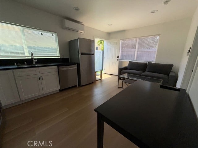 Building Photo - 12610 Martha St