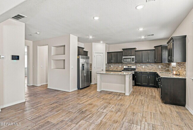 Building Photo - 12741 Silver Streak Ave
