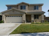 Building Photo - Spacious 4-Bedroom Home in North Fontana –...