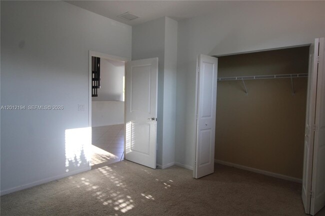 Building Photo - 2977 Solano Ave