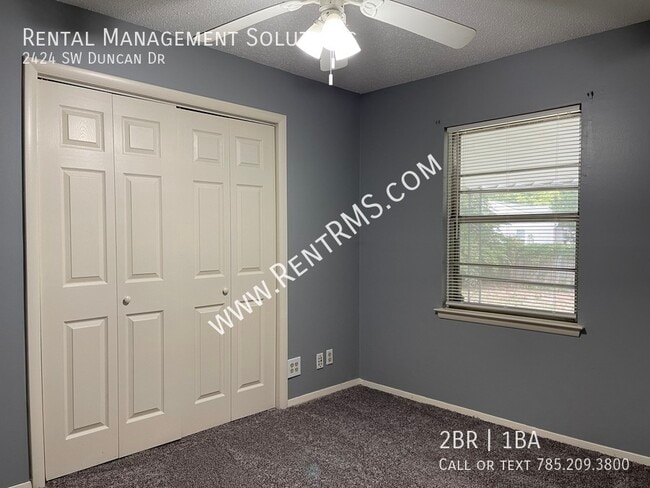 Building Photo - 2424 SW Duncan Dr