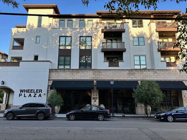 Building Photo - 657 Walnut St