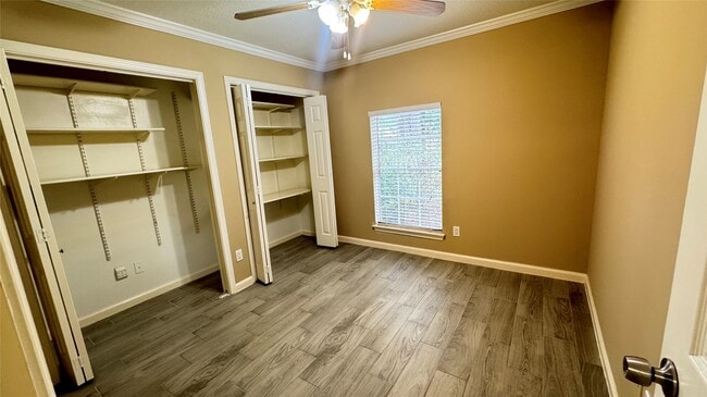 Building Photo - 3303 Glen Spring Dr