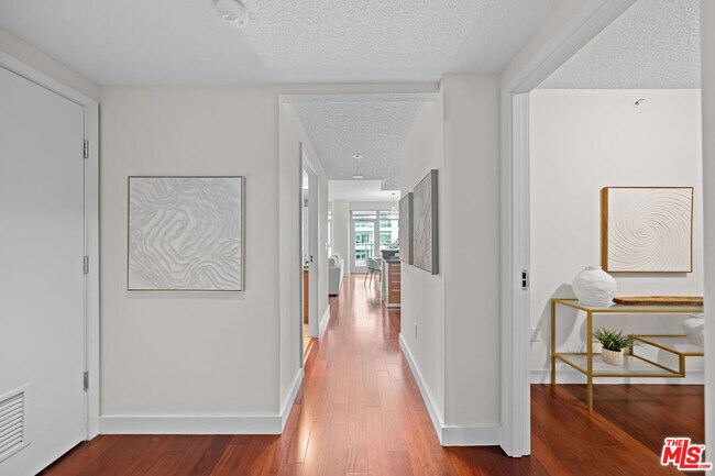 Building Photo - 3141 Michelson Dr