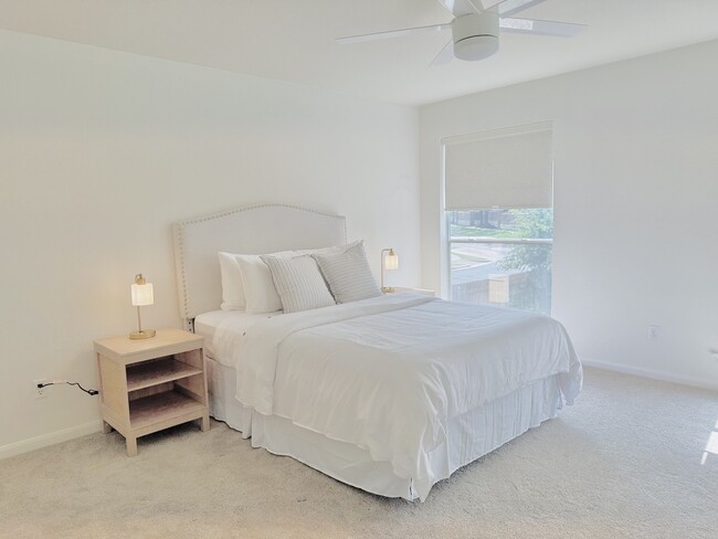 Building Photo - 1938 Mulligan Dr