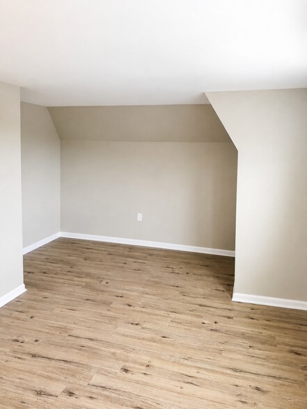 Bedroom #1 - 346 Parkdale Ave