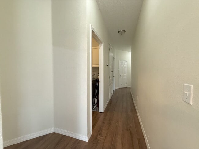 Building Photo - "Charming 3-Bedroom villa in Wesley Chapel...