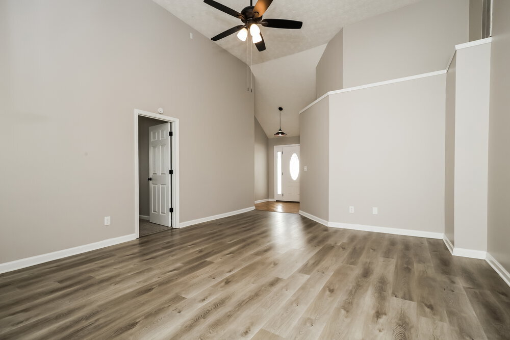 Building Photo - 221 Eagles Crest Ct