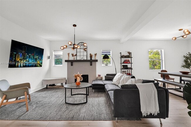 Building Photo - 37 NW 47th St