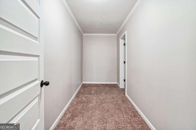 Building Photo - 2214 Golden Eagle Dr