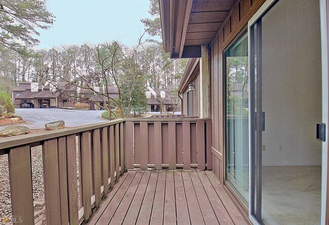 Building Photo - 72 Cobblestone Creek