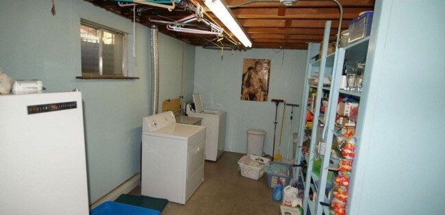 Building Photo - 1206 Westmoreland Rd