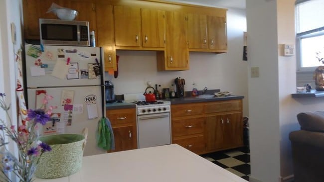 Building Photo - 3009 Monument Ave