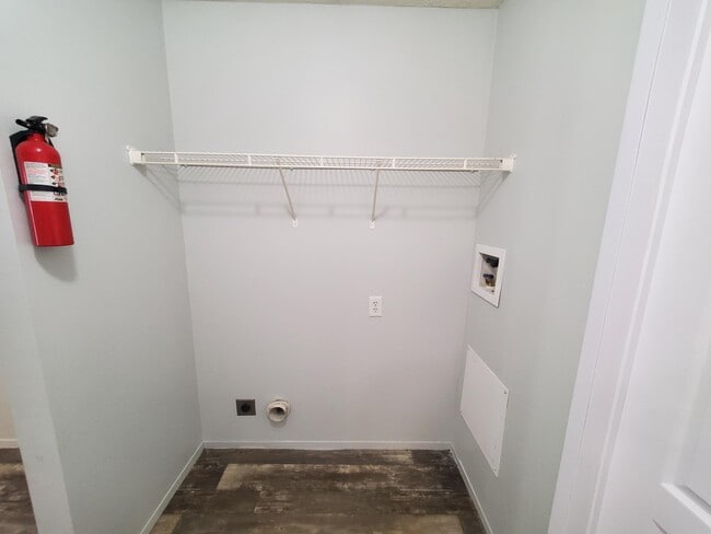 Building Photo - 24 Parakeet Hill Dr