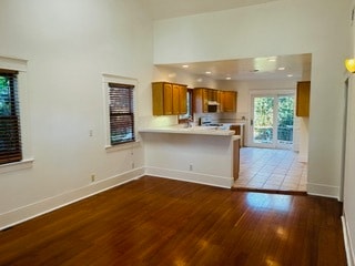 Building Photo - 612 Venezia Ave