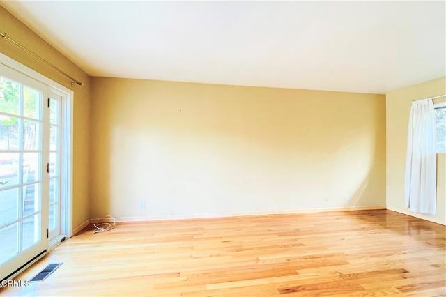 Building Photo - 337 Knight Way