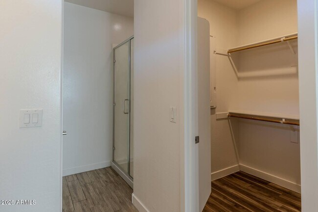 Building Photo - 3830 S 64th Dr