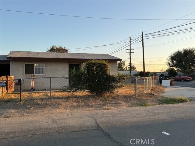 Building Photo - 26511 Fresno St