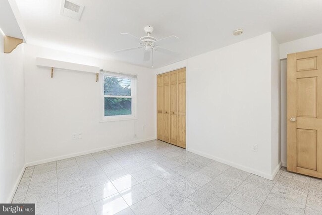 Building Photo - 13805 Fulmer Dr