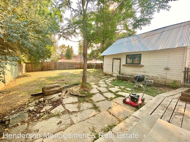 Building Photo - 2 br, 1 bath House - 436 E. 6th Street