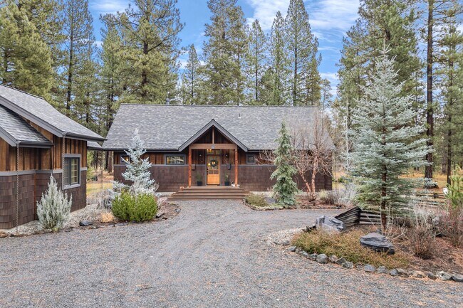 Building Photo - Unfurnished Peaceful River Retreat – Moder...