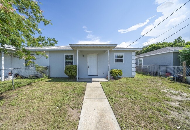 Building Photo - 3712 Burnham Way