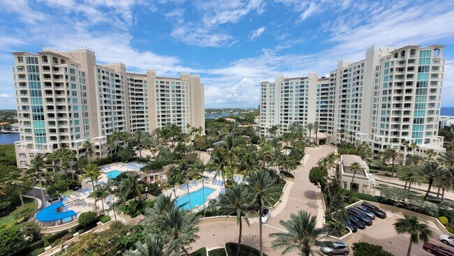 Building Photo - 3700 S Ocean Blvd