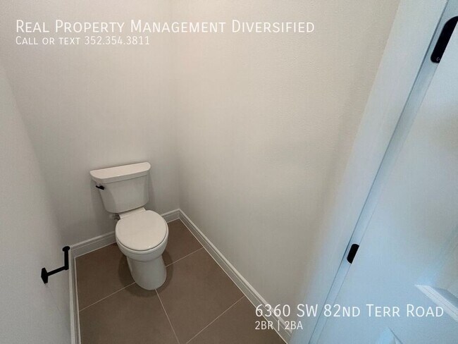 Building Photo - 6360 SW 82 Ter Rd
