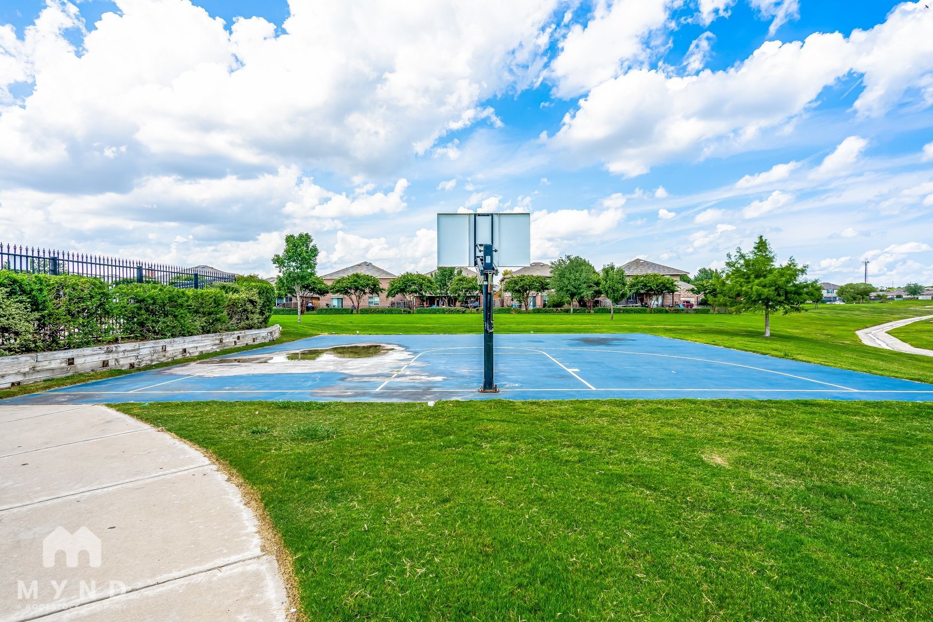 Building Photo - 8924 Sun Haven Way