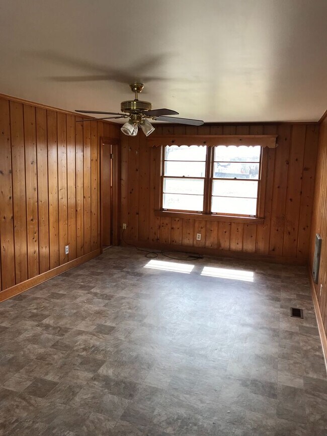 Building Photo - 2525 Leeville Pike