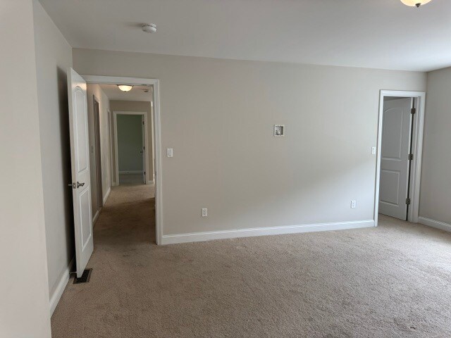 Building Photo - 16 Juniper Hill Rd