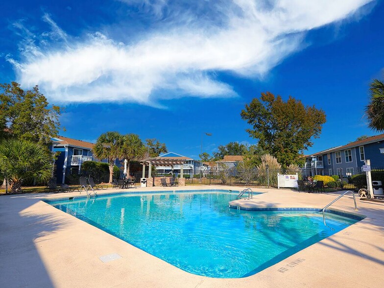 Resort-Style Swimming Pool & Sundeck - The Creek