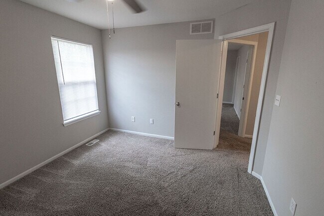 Building Photo - 5812-5814 Canaveral Dr.