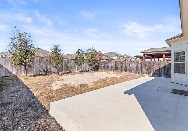 Building Photo - 5103 Topaz Bnd