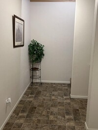 Building Photo - 127 Mulberry Loop NE