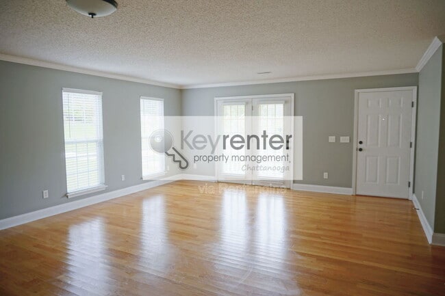 Building Photo - 510 Cloudview Ln