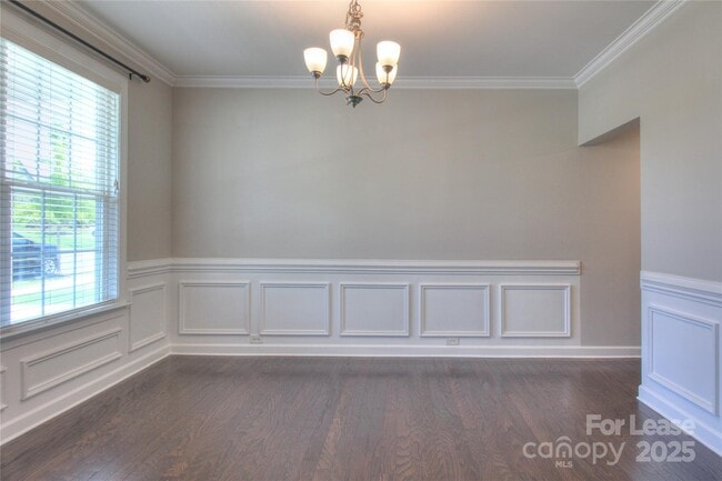 Building Photo - 3013 Hamilton Mill Dr