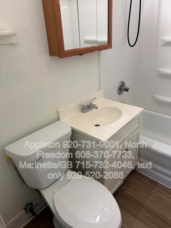 Building Photo - S7559 US-12