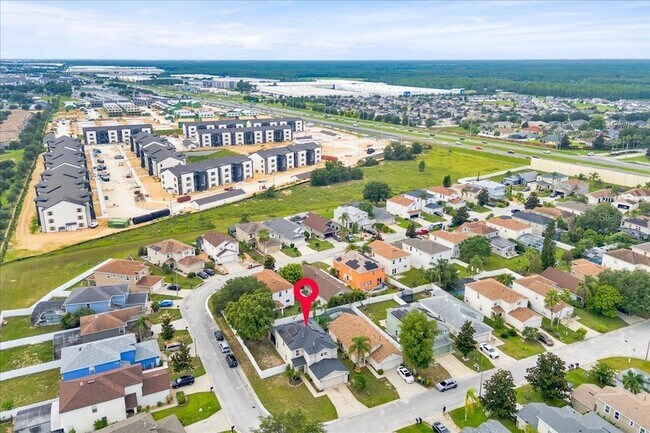 Building Photo - 409 Rona Ln