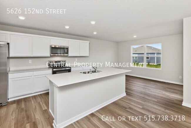 Building Photo - 5626 152nd St