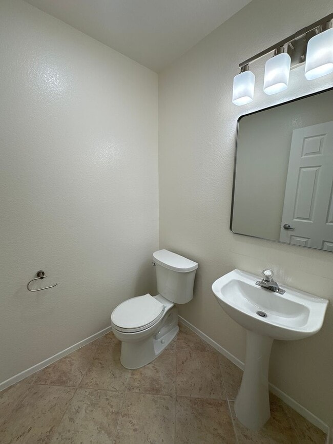 Building Photo - 10948 Ivy Hill Dr