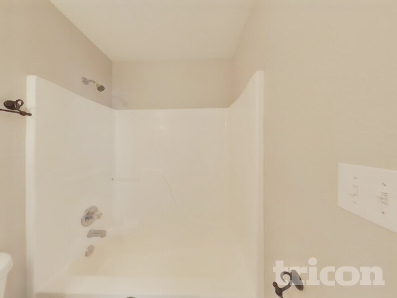 Building Photo - 1502 Osprey Way