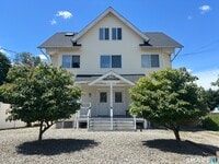 Building Photo - 276 East Ave