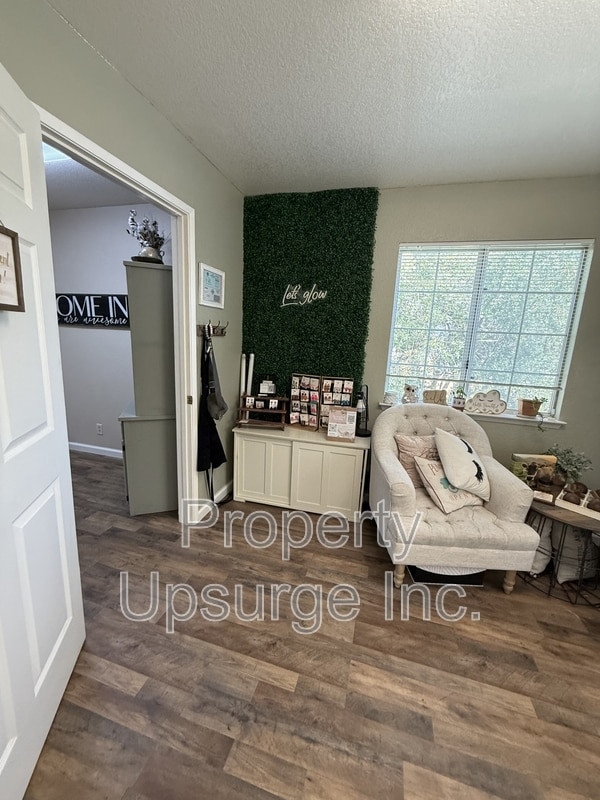 Building Photo - 3400 Bechelli Ln