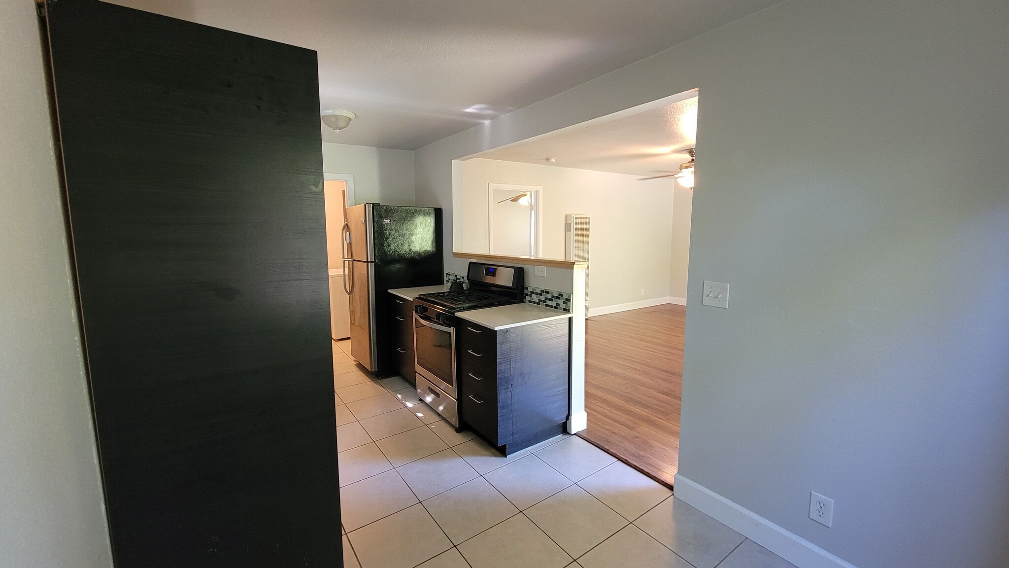 Building Photo - 3116 San Carlos Way