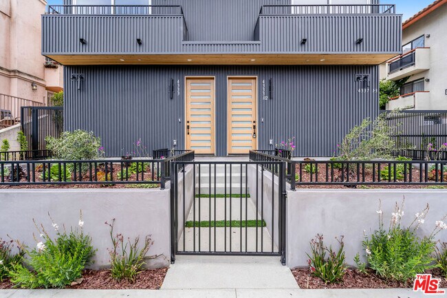 Building Photo - 4333 Dixie Canyon Ave