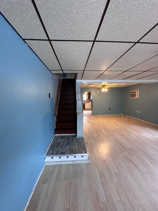 Building Photo - 209 Gould St