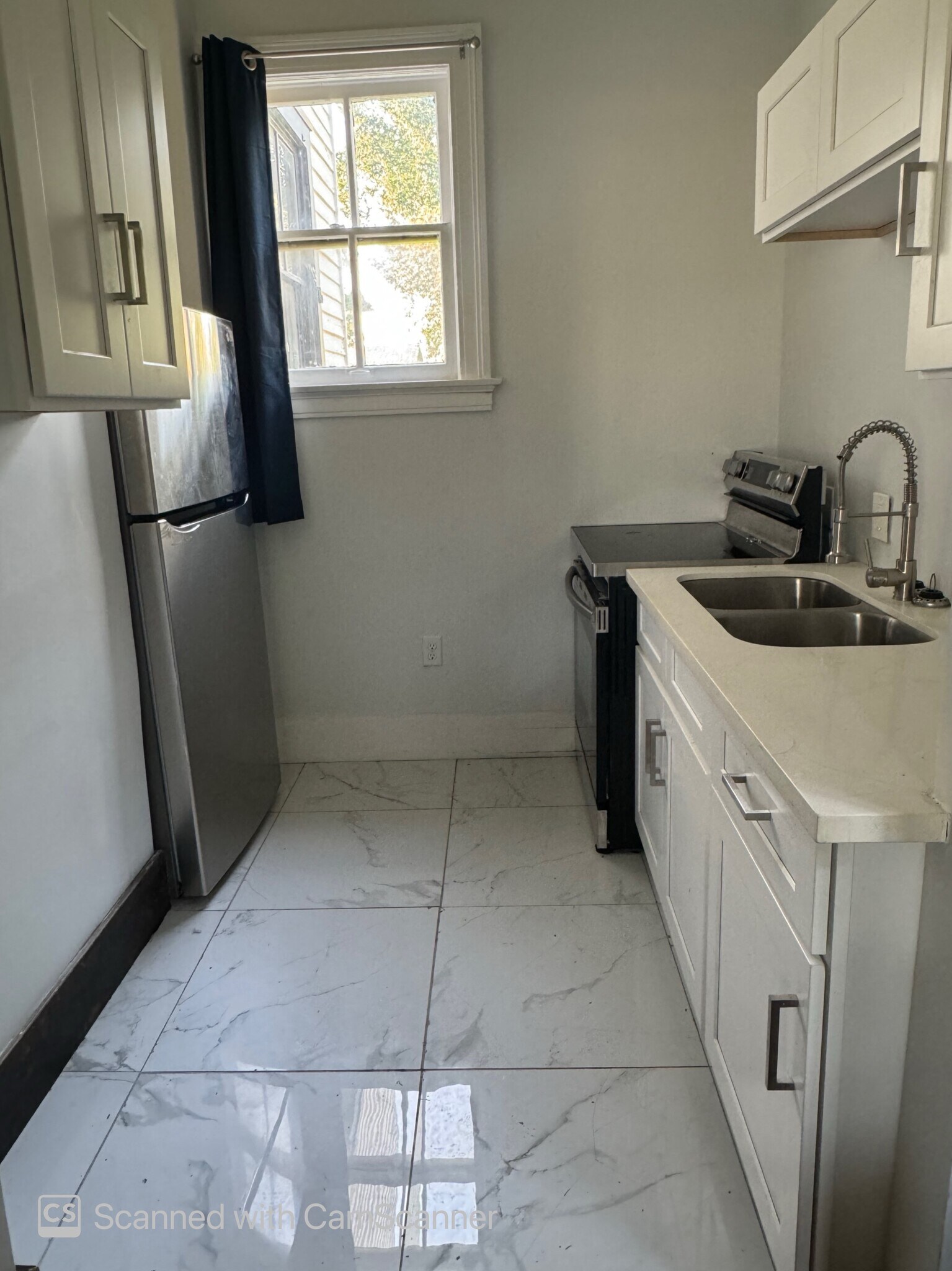 Kitchen - 634 N 7th St